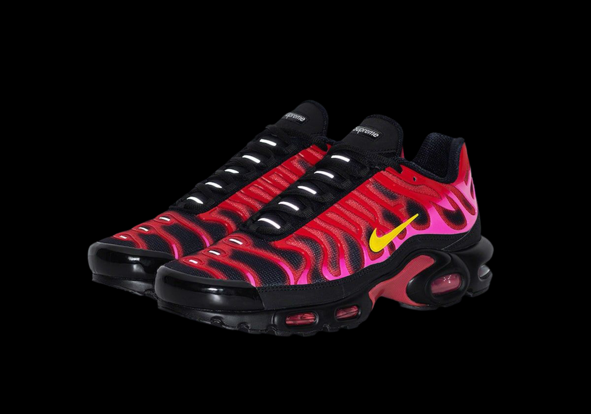 Nik3 x Supr3me Air Max Plus TN "Black/Red" sneakers