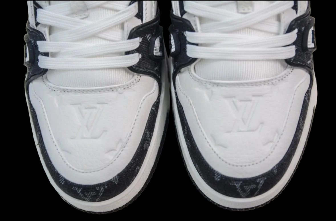 LV Trainer-Black and White